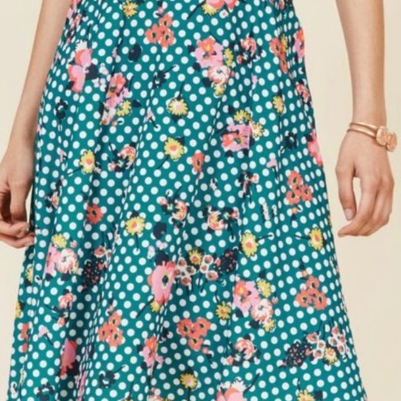 ModCloth Midi Swing Skirt - Picture 2 of 7